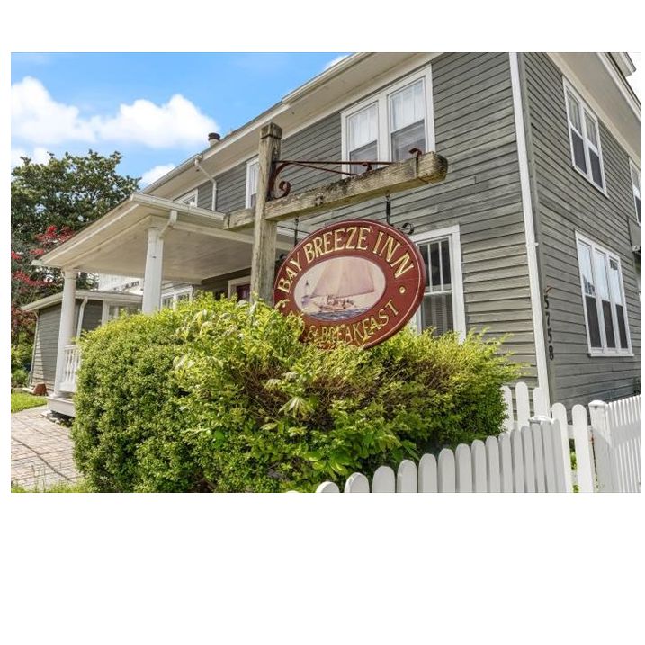 Bay Breeze Inn II